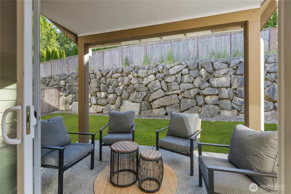 12005 SE 299th Place Auburn WA 98092