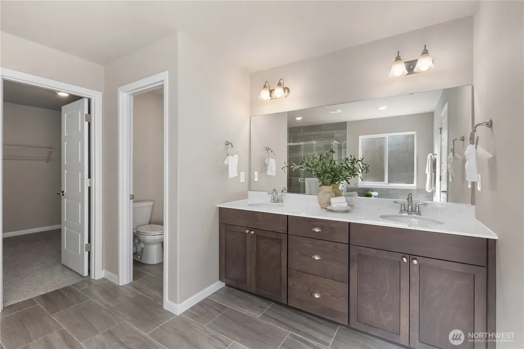 12005 SE 299th Place Auburn WA 98092