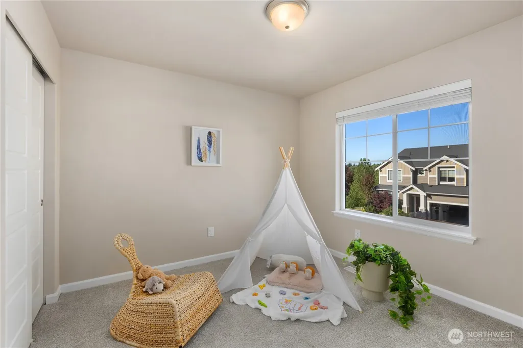12005 SE 299th Place Auburn WA 98092