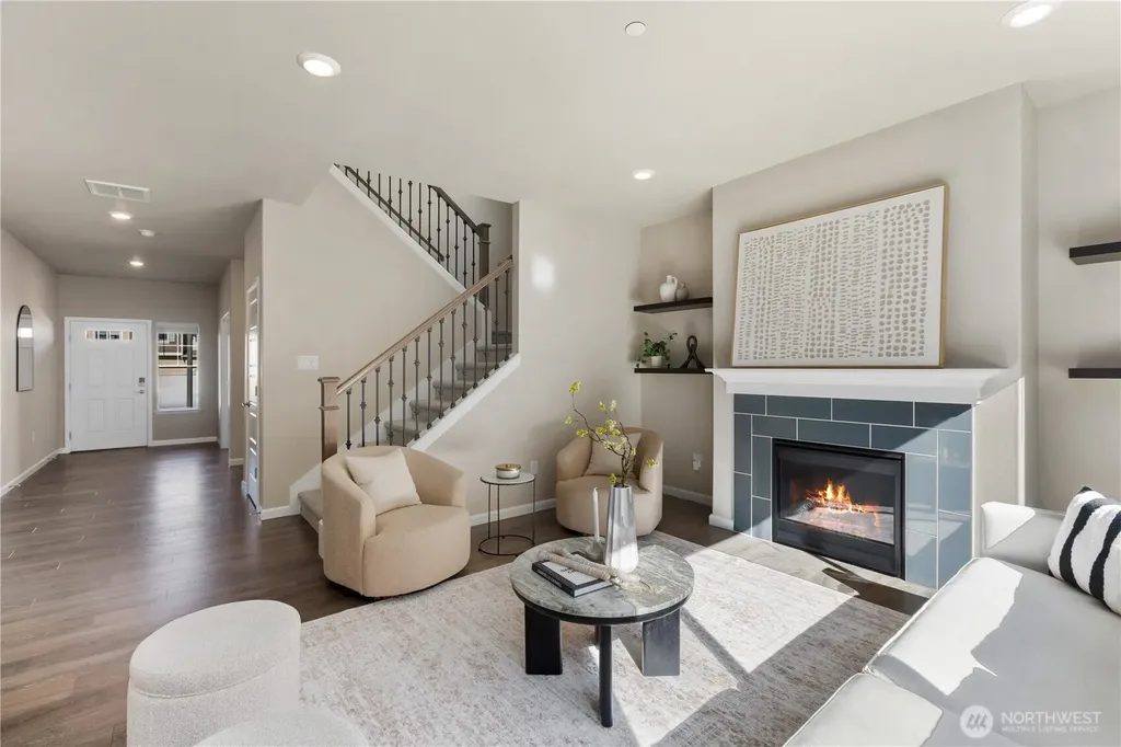 12005 SE 299th Place Auburn WA 98092