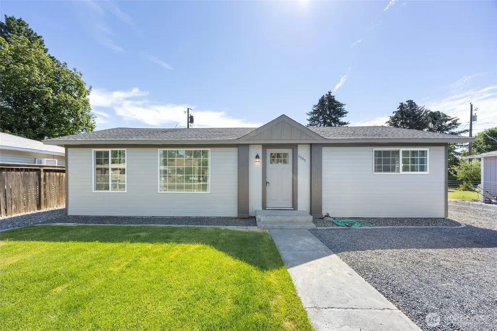 1545 Mary Street Moses Lake WA 98837