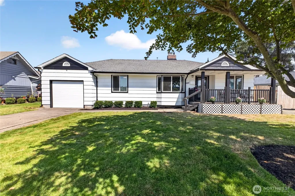 607 14th Street SW Puyallup WA 98371