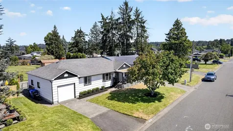 607 14th Street SW Puyallup WA 98371