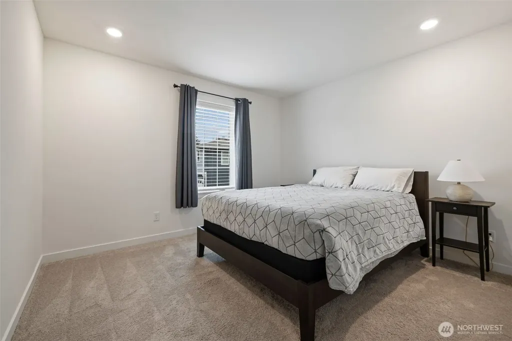 30250 117th Court SE Auburn WA 98092