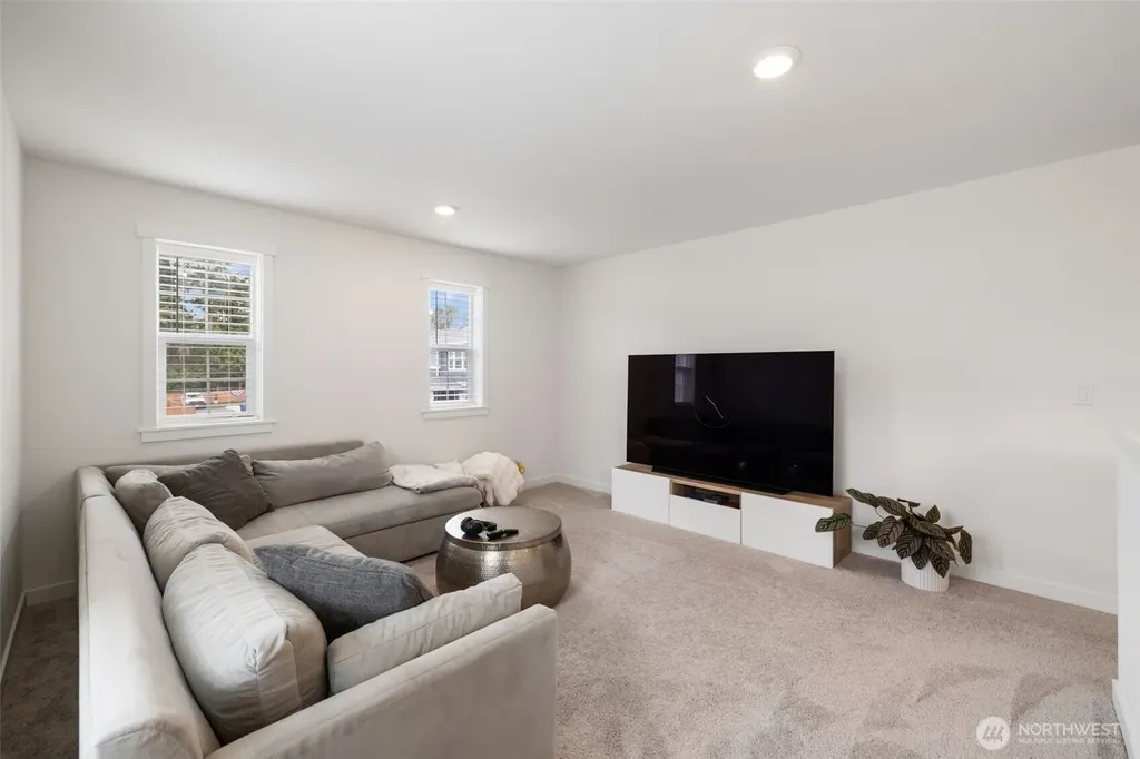 30250 117th Court SE Auburn WA 98092