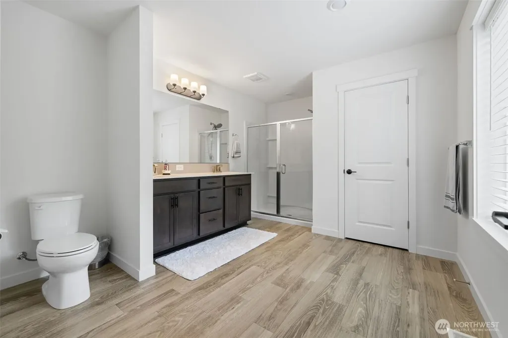 30250 117th Court SE Auburn WA 98092