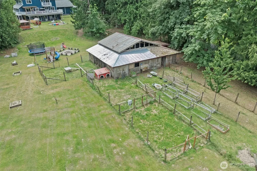 19515 Ap Tubbs Road E Carbonado WA 98323