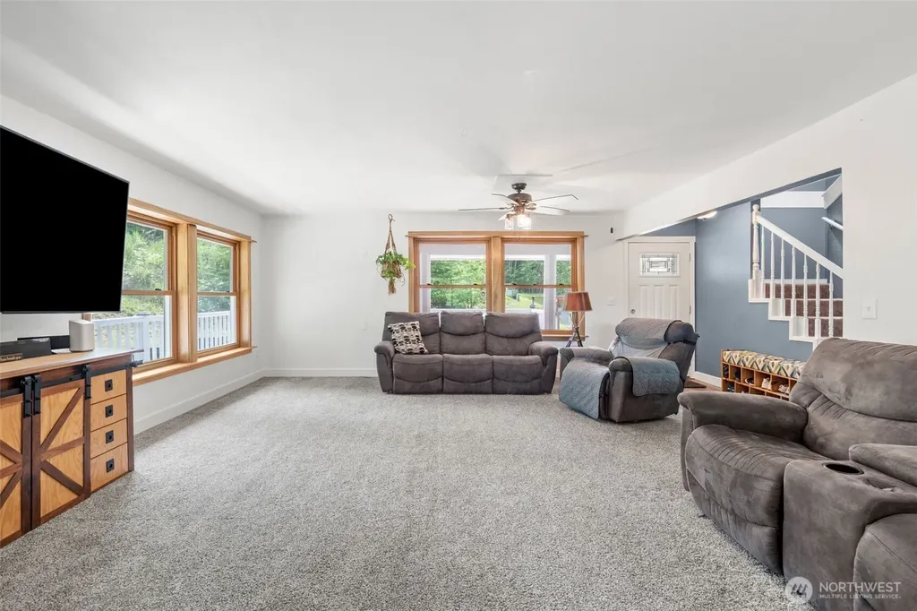 19515 Ap Tubbs Road E Carbonado WA 98323