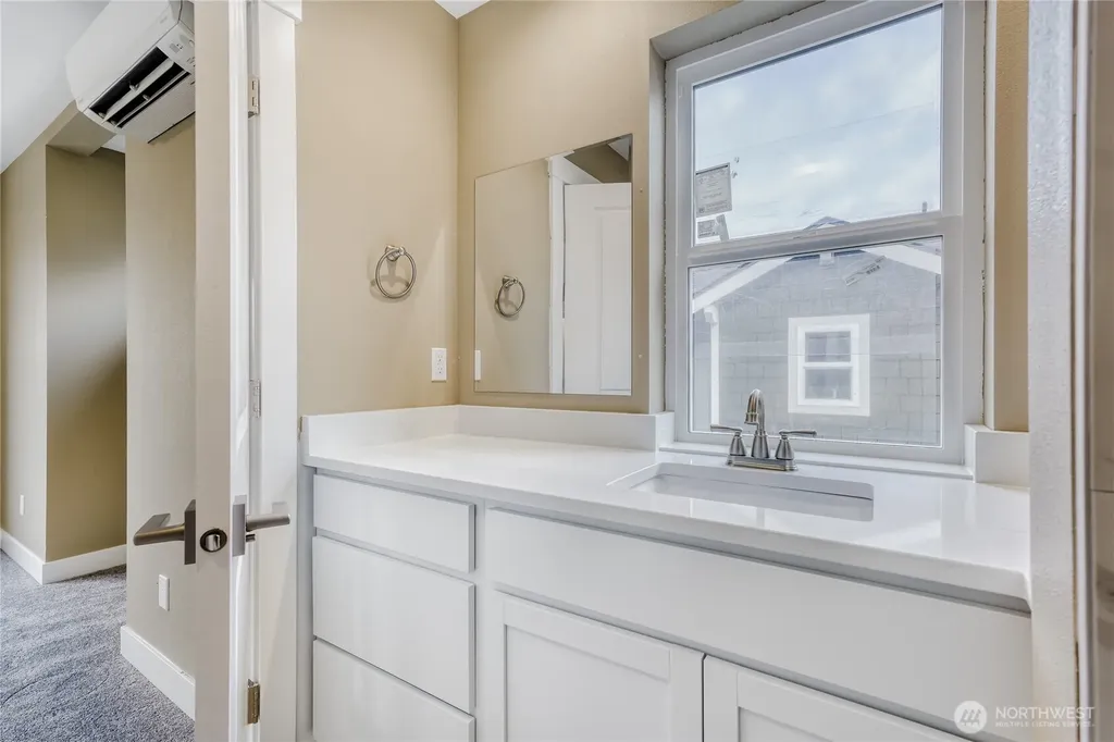 3403 S 144th Lane Tukwila WA 98168