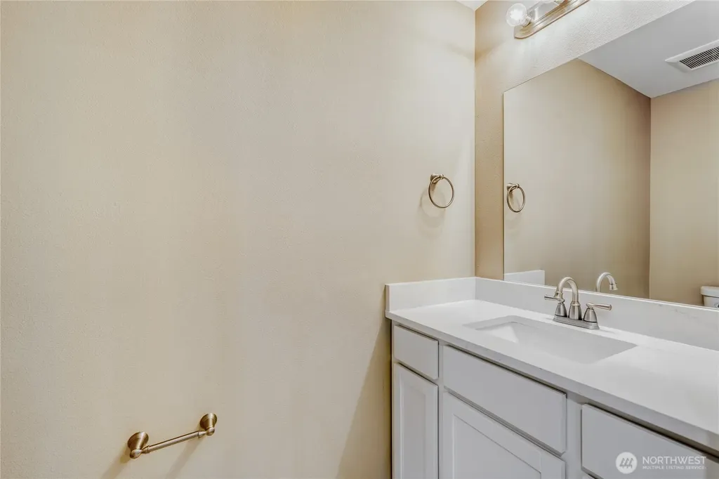 3403 S 144th Lane Tukwila WA 98168