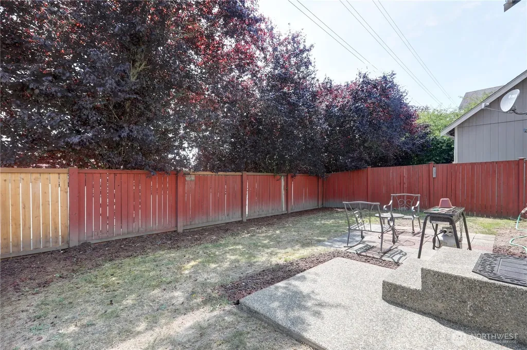 1014 E. 71st Street Court Tacoma WA 98404