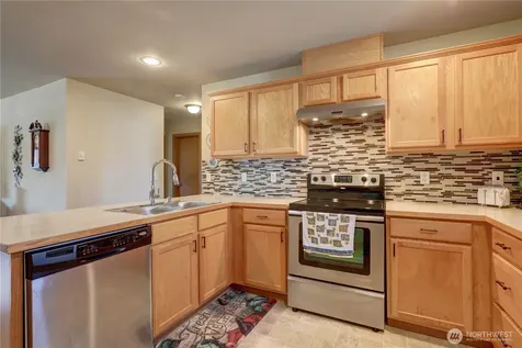 1014 E. 71st Street Court Tacoma WA 98404