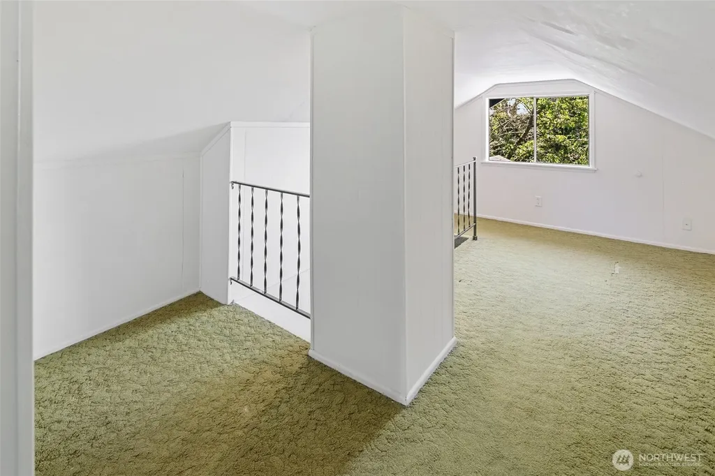 10045 10th Avenue SW Seattle WA 98146