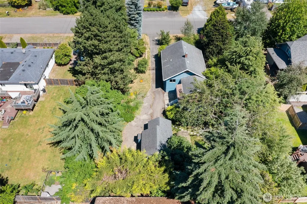 10045 10th Avenue SW Seattle WA 98146