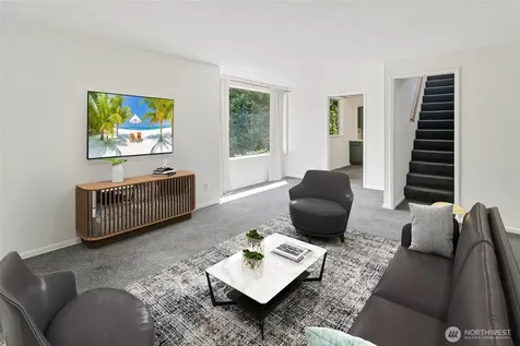10045 10th Avenue SW Seattle WA 98146