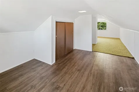 10045 10th Avenue SW Seattle WA 98146