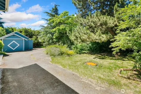10045 10th Avenue SW Seattle WA 98146