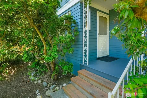 10045 10th Avenue SW Seattle WA 98146