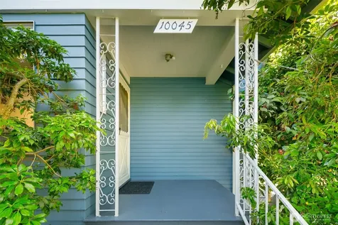 10045 10th Avenue SW Seattle WA 98146