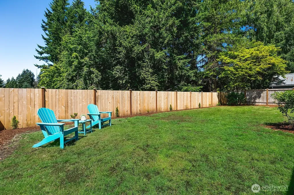 10407 170th Avenue NE Redmond WA 98052