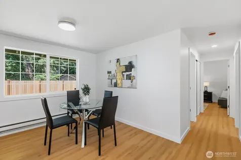 10407 170th Avenue NE Redmond WA 98052