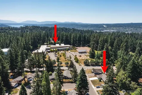 10407 170th Avenue NE Redmond WA 98052
