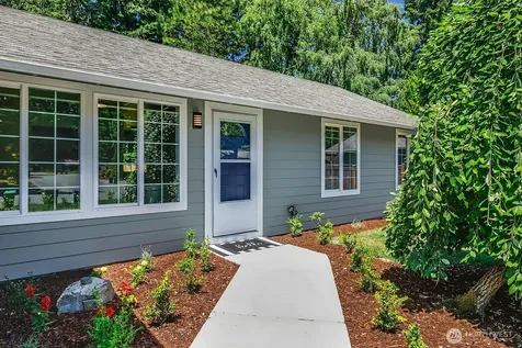 10407 170th Avenue NE Redmond WA 98052