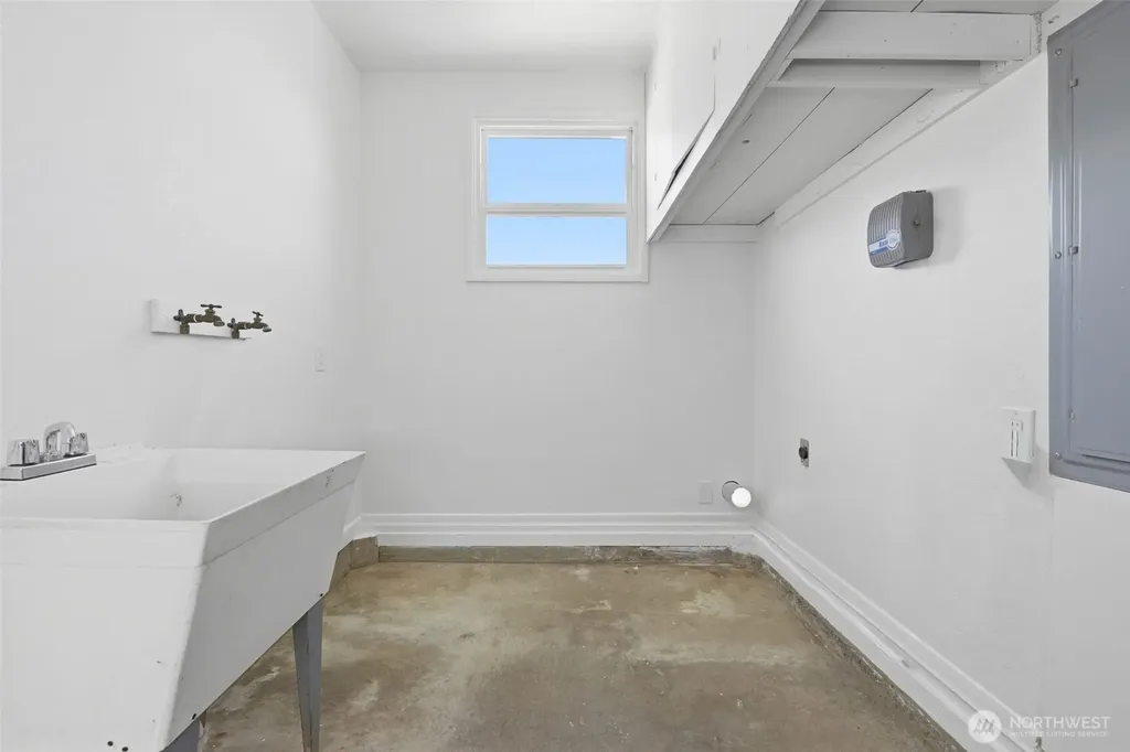 1002 W Pearl Street Pasco WA 99301