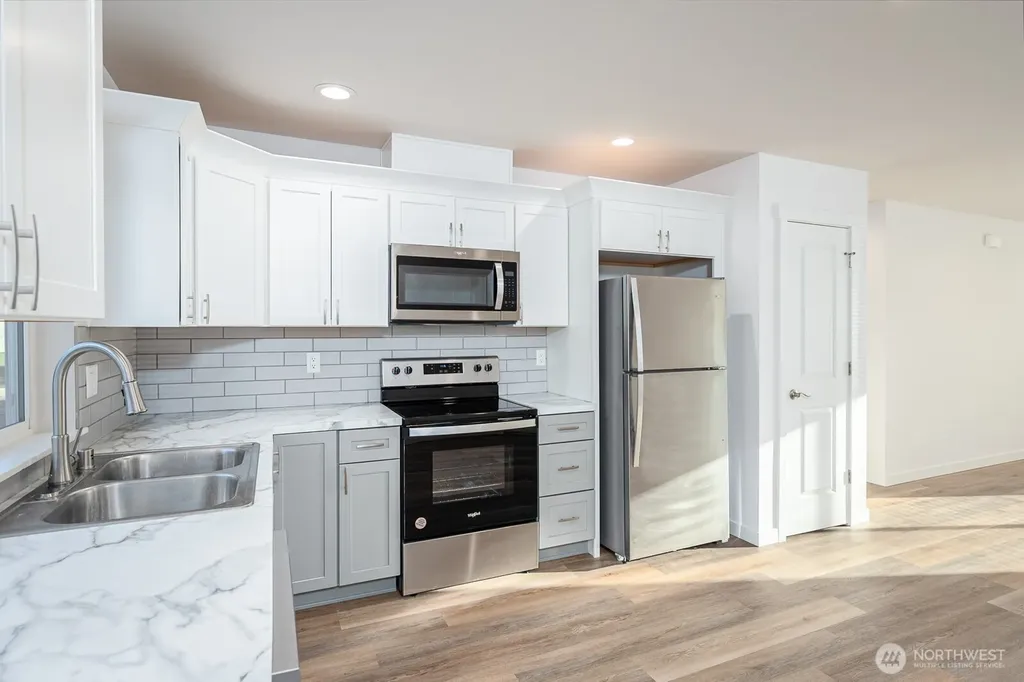 1325 Shaw Street Moses Lake WA 98837