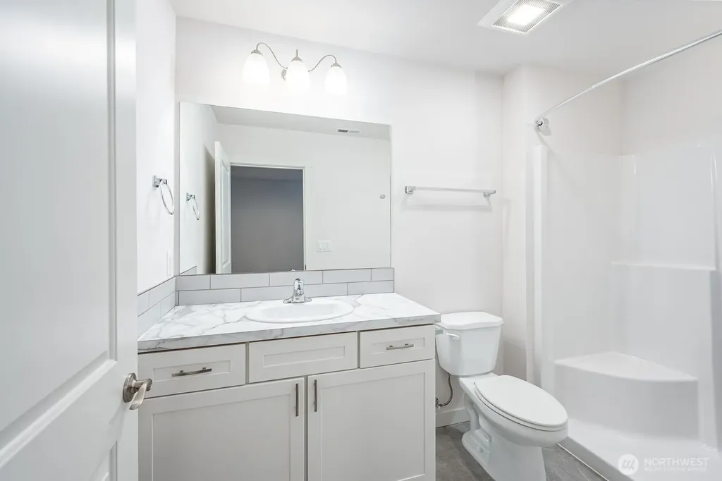 1325 Shaw Street Moses Lake WA 98837