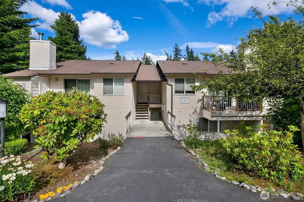 14124 74th Place NE Kirkland WA 98034