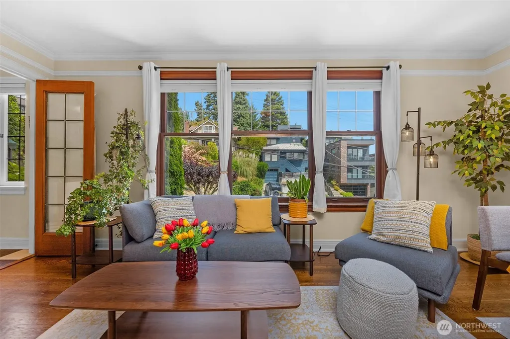 405 Prospect Street Seattle WA 98109