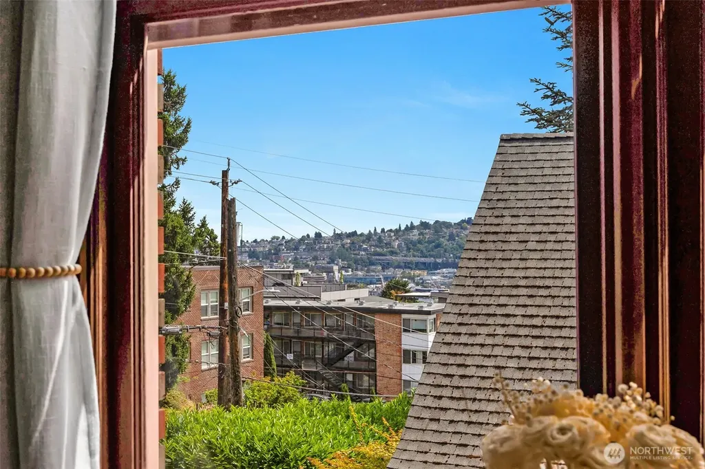 405 Prospect Street Seattle WA 98109