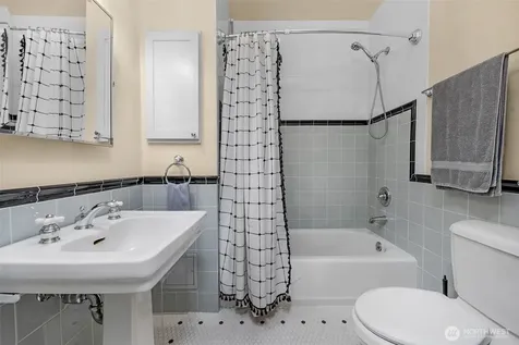 405 Prospect Street Seattle WA 98109