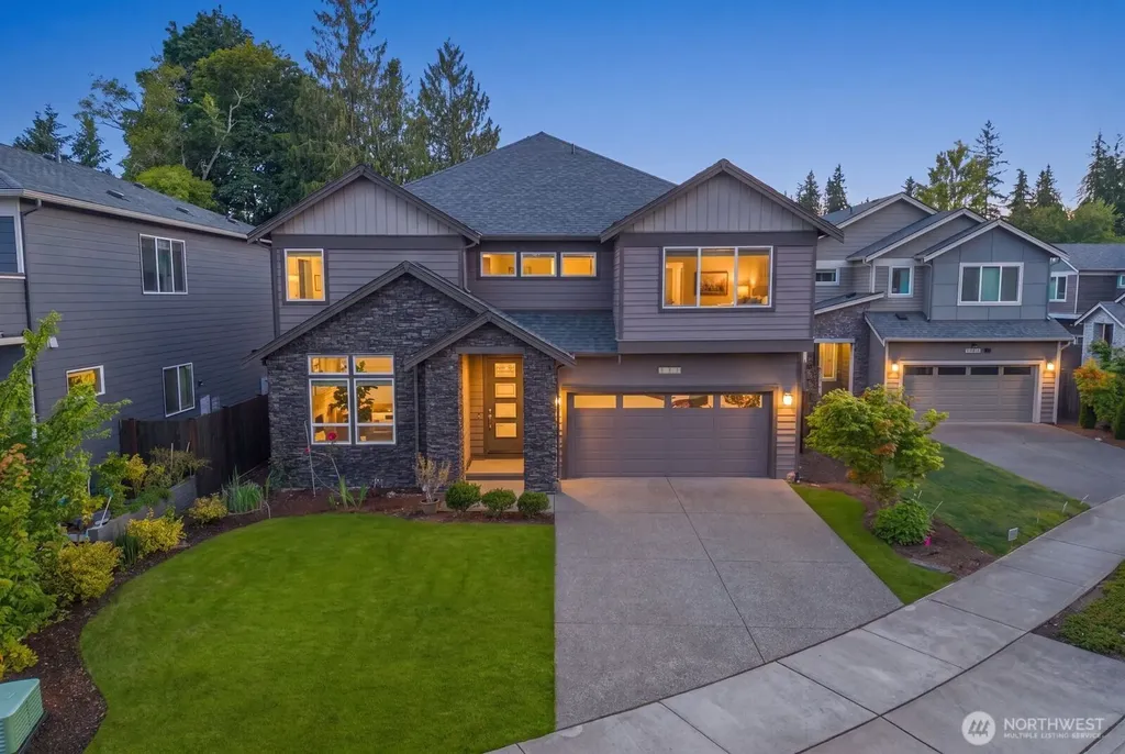 111 153rd Street SW Lynnwood WA 98087