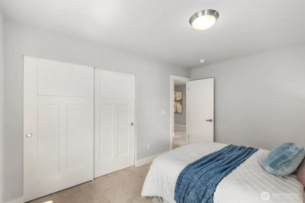 111 153rd Street SW Lynnwood WA 98087