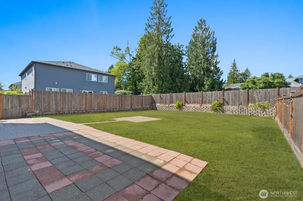111 153rd Street SW Lynnwood WA 98087