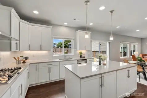 111 153rd Street SW Lynnwood WA 98087