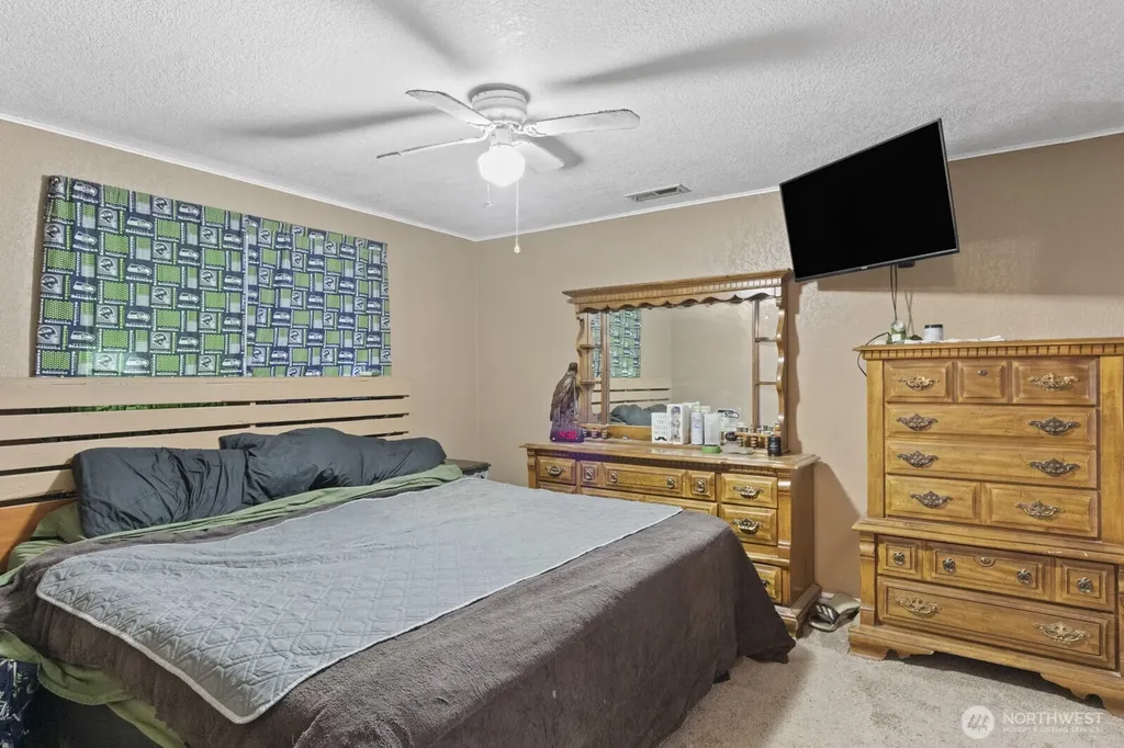 4708 Delta Lane SE Tumwater WA 98501
