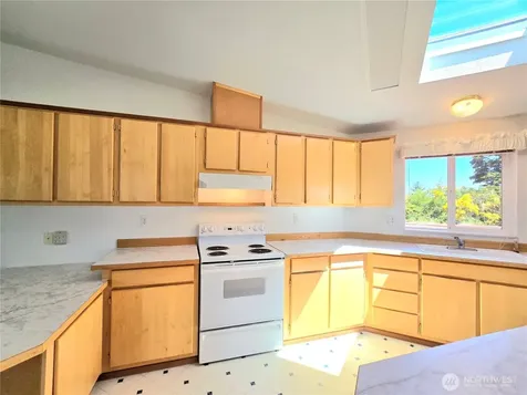 509 E Pacific Avenue Westport WA 98595