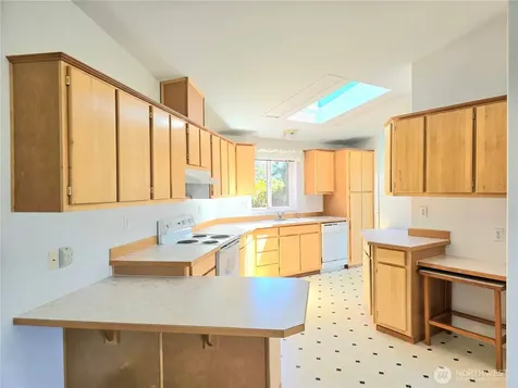 509 E Pacific Avenue Westport WA 98595