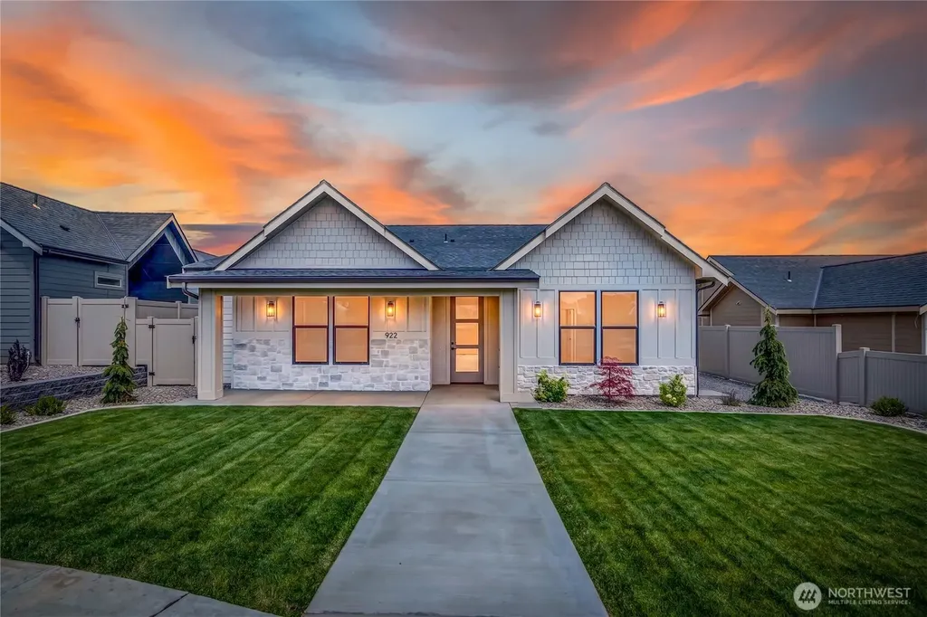 922 Racine Springs Drive Wenatchee WA 98801