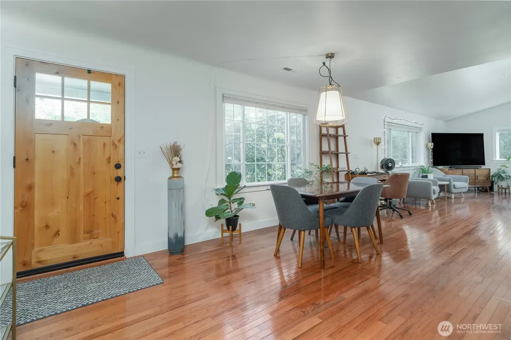2043 Bethel Street NE Olympia WA 98506