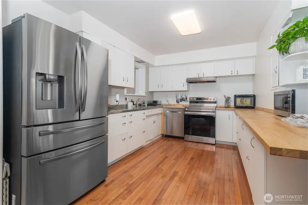 2043 Bethel Street NE Olympia WA 98506
