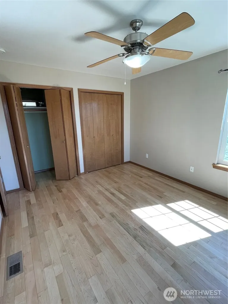 6209 25th Street NE Tacoma WA 98422