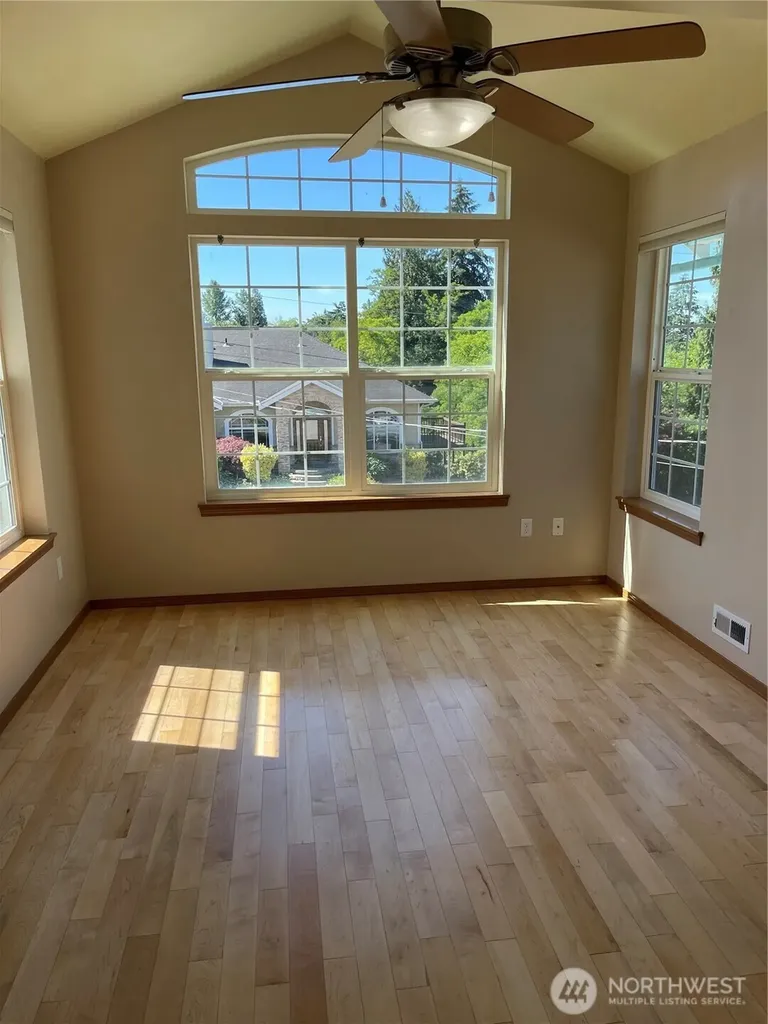 6209 25th Street NE Tacoma WA 98422