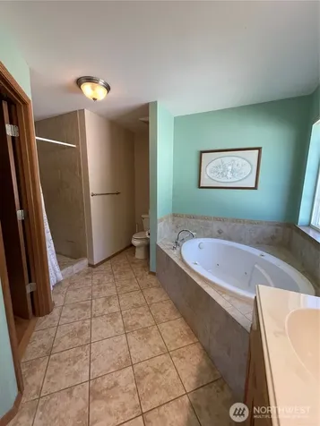 6209 25th Street NE Tacoma WA 98422