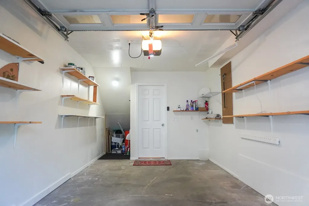 9426 Linden Avenue N Seattle WA 98103