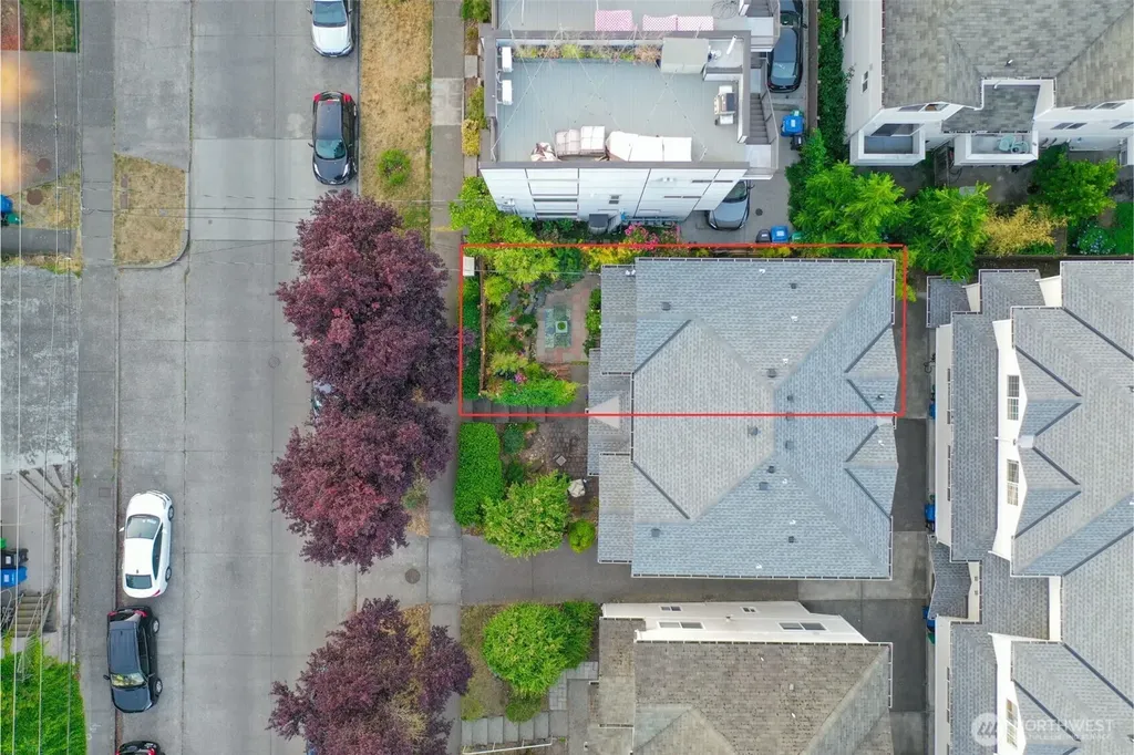 9426 Linden Avenue N Seattle WA 98103