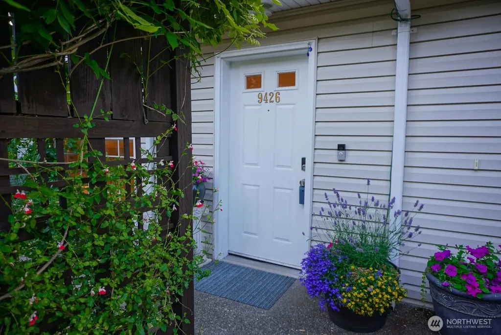 9426 Linden Avenue N Seattle WA 98103